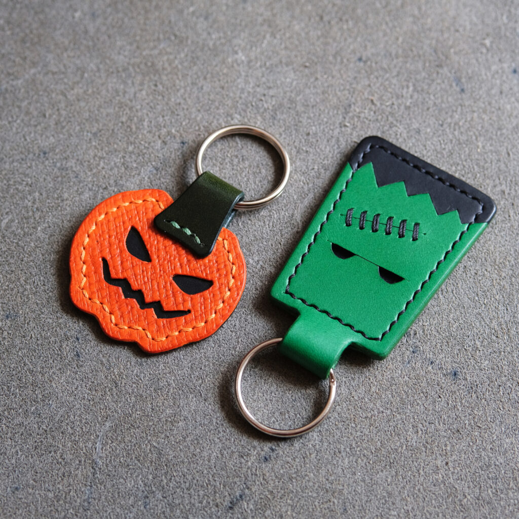 HalloweenKeyfobs-10