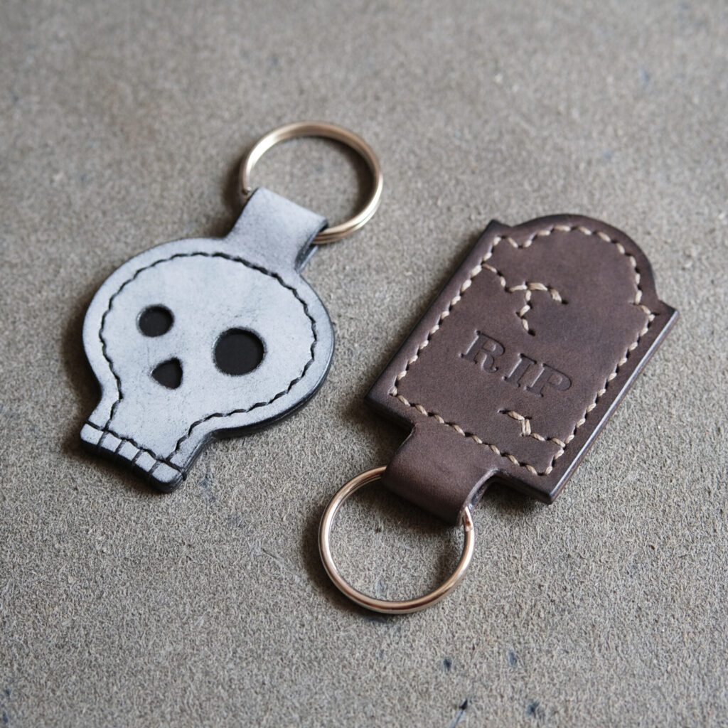 HalloweenKeyfobs-8